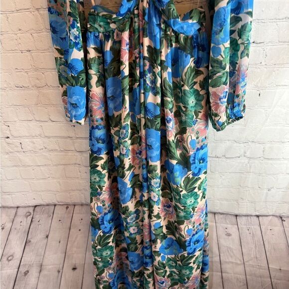 Lush Floral Cut Out Maxi Dress Size Medium - Picture 3 of 12
